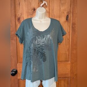 Banana Republic Dark Teal Leaf Print Tee‎